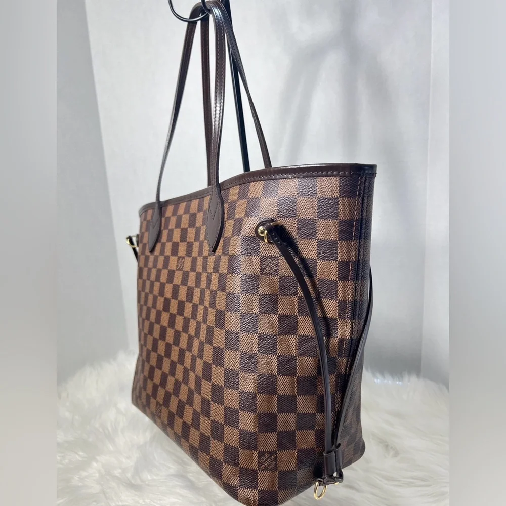 LV Neverfull Mm Damier Ebene Tote Bag - Picture 7 of 17